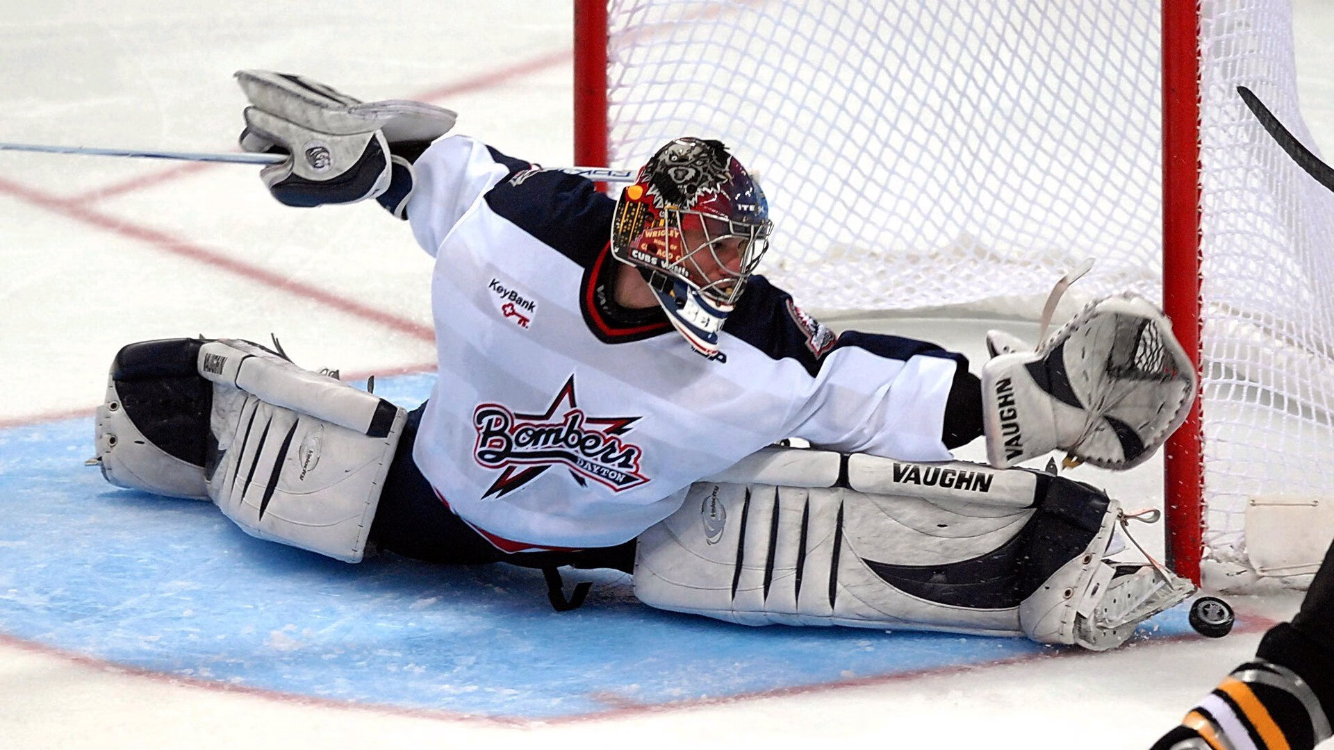 赛事运营团队加强品牌建设与粉丝互动，赛事运营方案